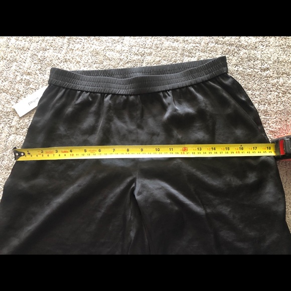 NWT Wilfred Free Aya Black Shorts XS - Picture 5 of 10